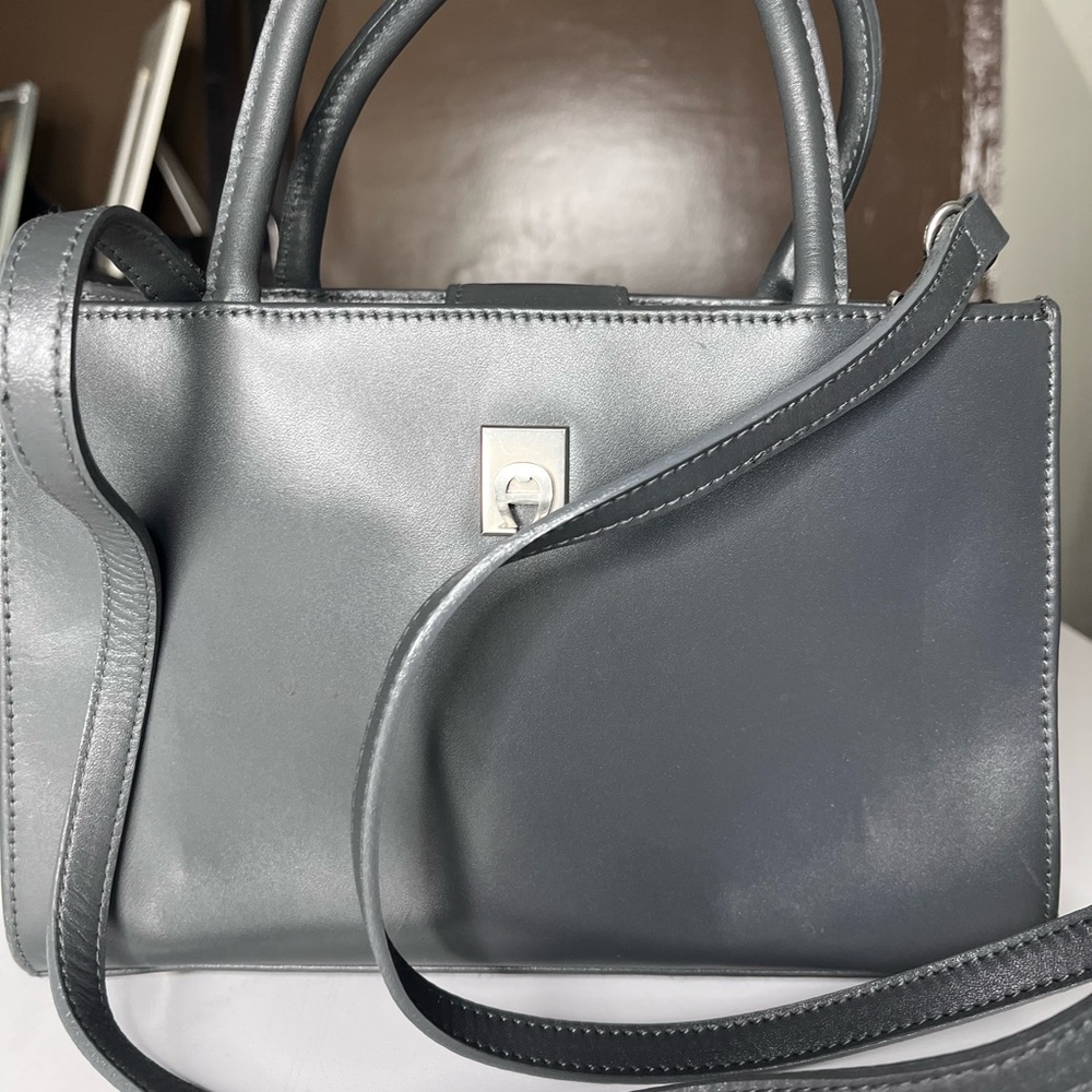 Etienne Aigner Metallic Gray Satchel w/ Matching Wallet - Picture 10 of 11